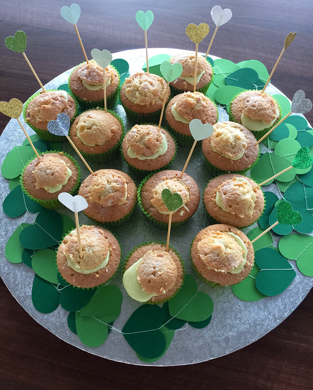 Cakes with green heart decorations